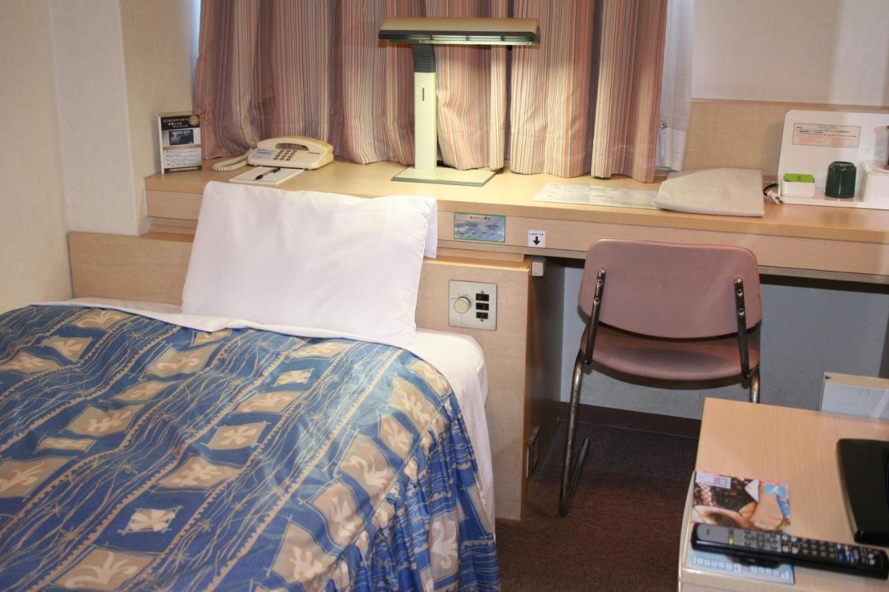 The Celecton Takamatsu Hotel Exterior photo